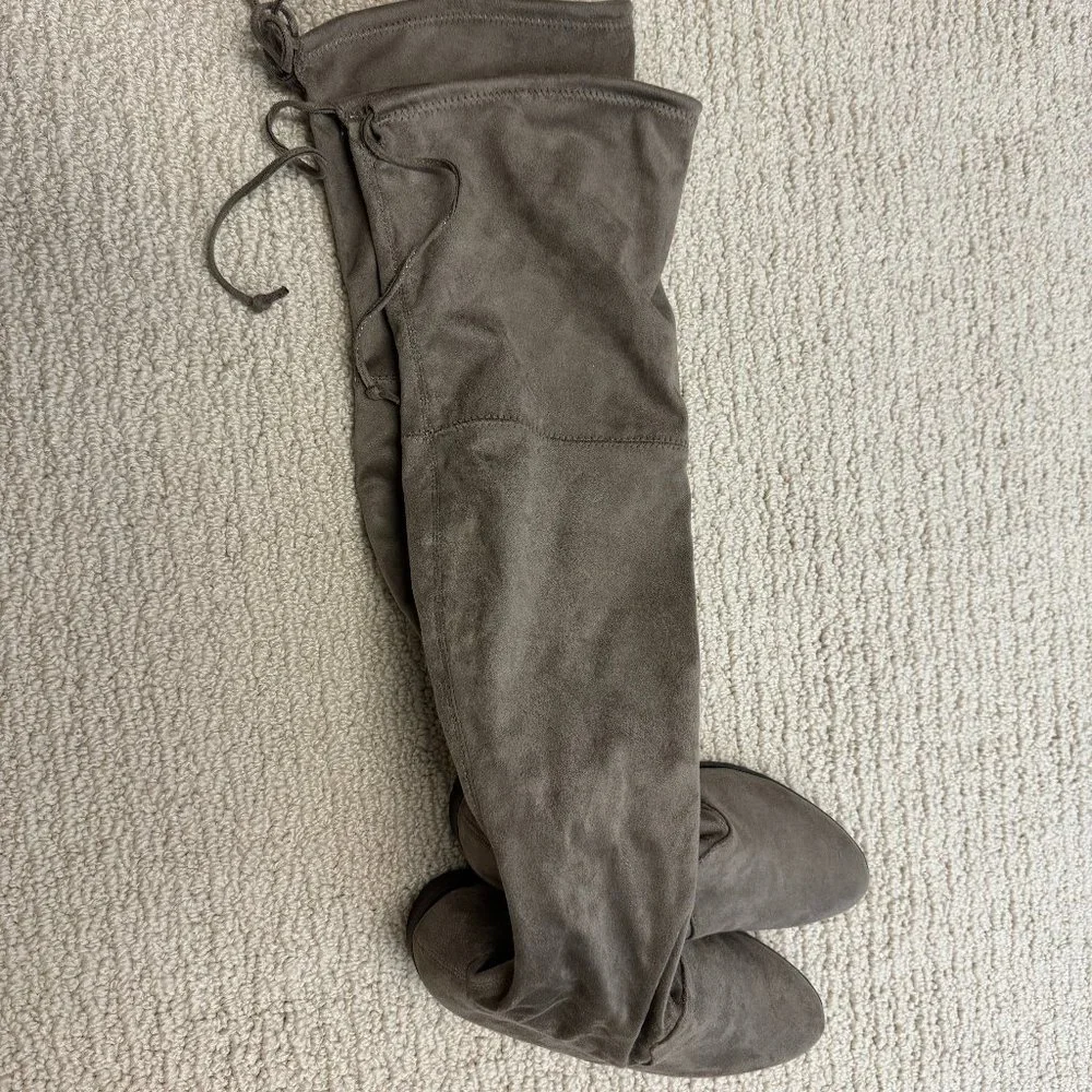 Over the Knee Faux Suede Boots - Picture 4 of 7
